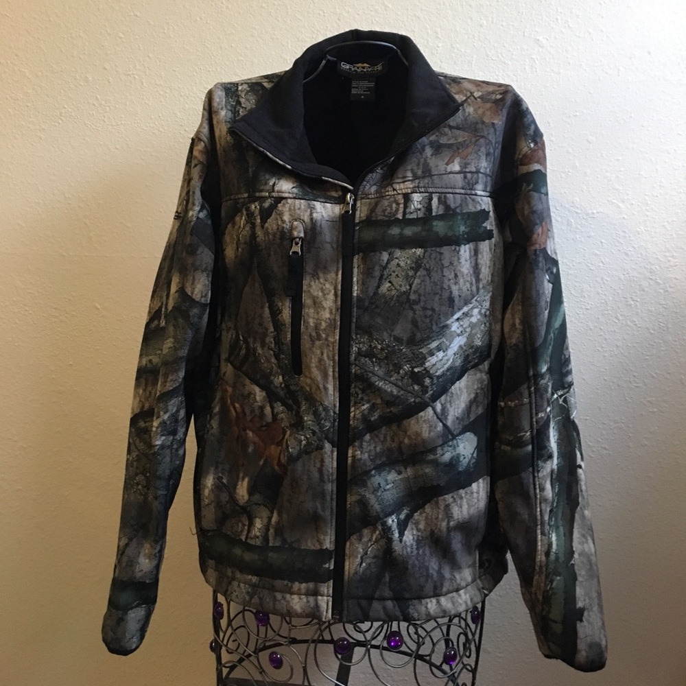Zip up weatherproof camo jacket