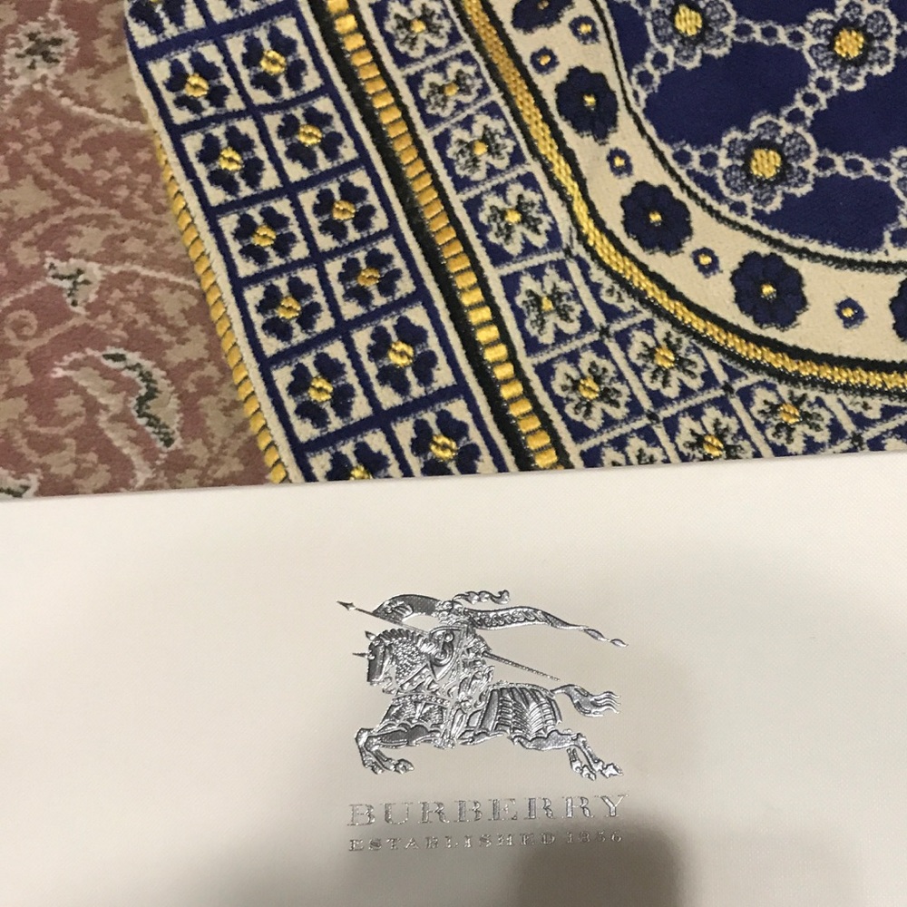 Burberry Flip Flop