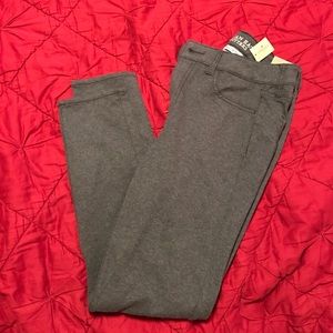 American Eagle super stretch dark grey jegging!