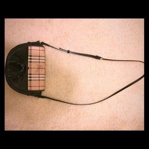 Burberry cross body