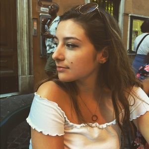 Meet your Posher, Madison