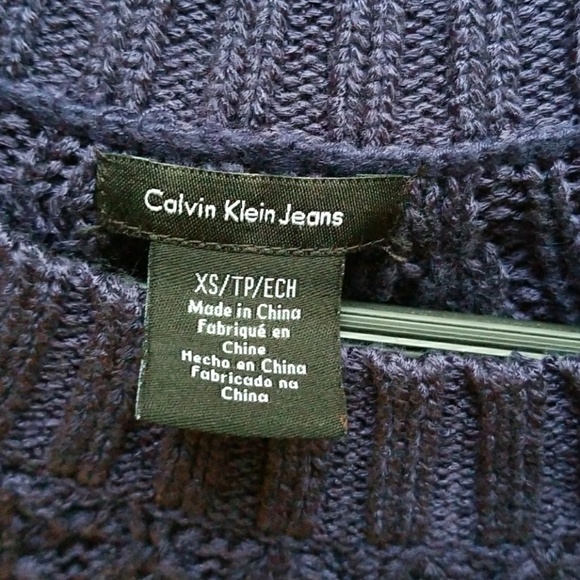 CALVIN KLEIN dark purple long sleeves sweaters - Picture 4 of 8