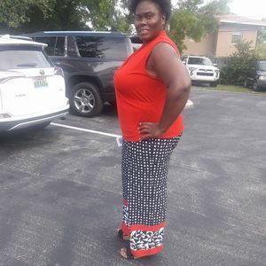 Meet your Posher, Monica