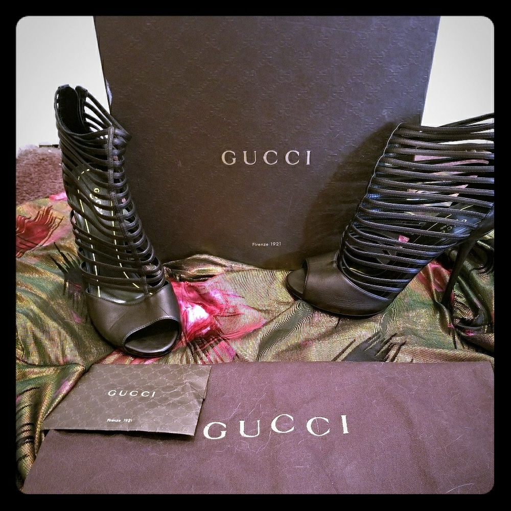 Gucci sandals
