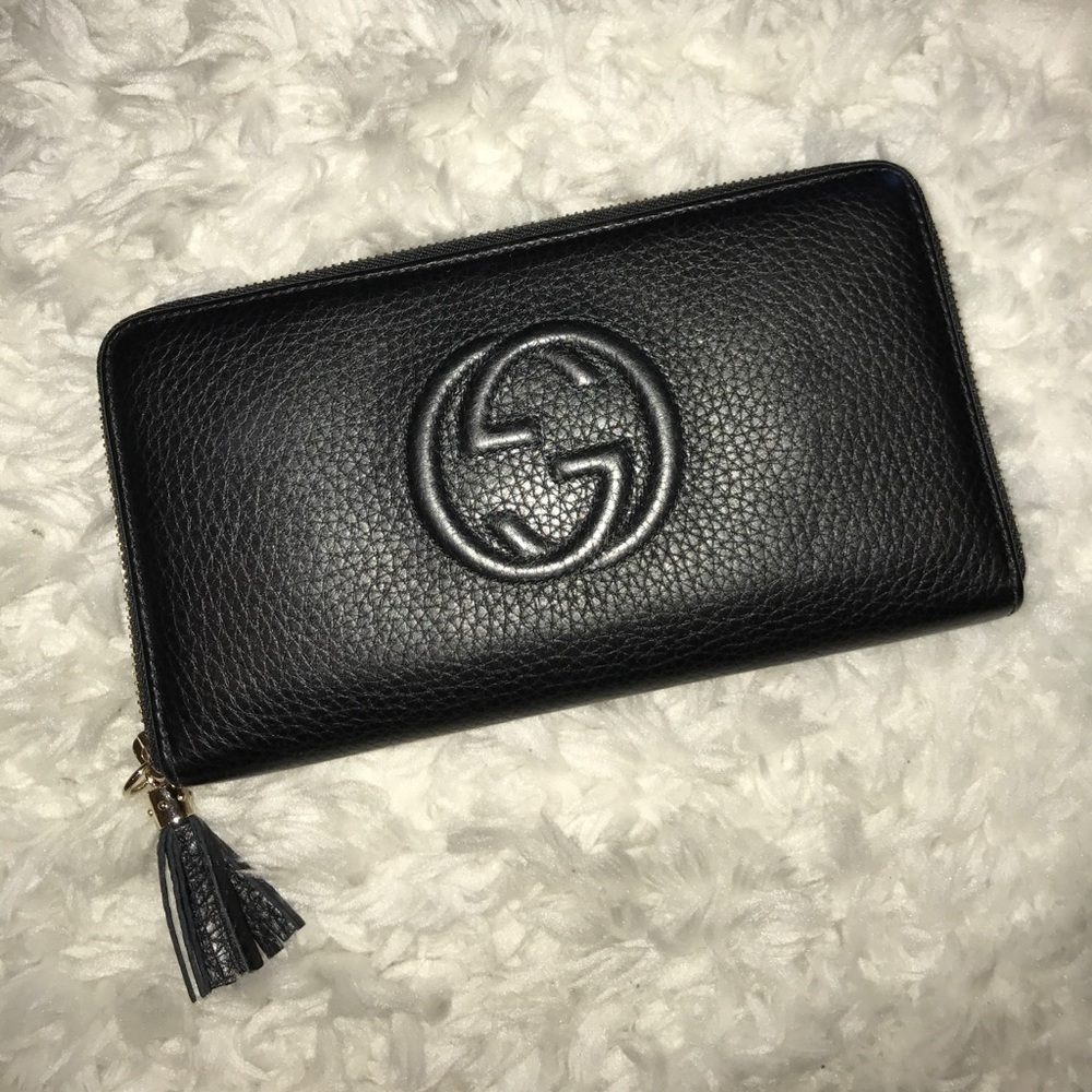 Gucci Soho Zip Around Wallet
