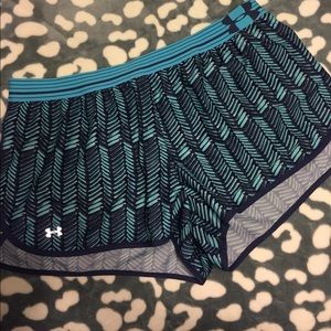 UNDER ARMOUR workout shorts size XL