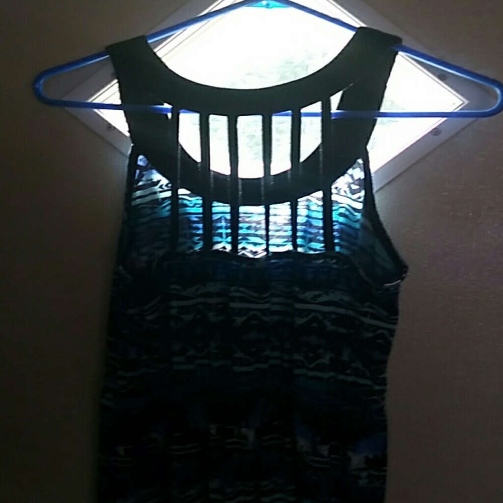 Dress - Picture 2 of 3