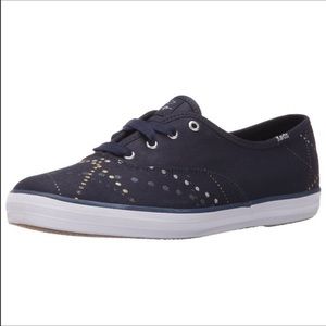 NIB KED TAYLOR SWIFT NAVY LAZER LIGHTS SNEAKERS