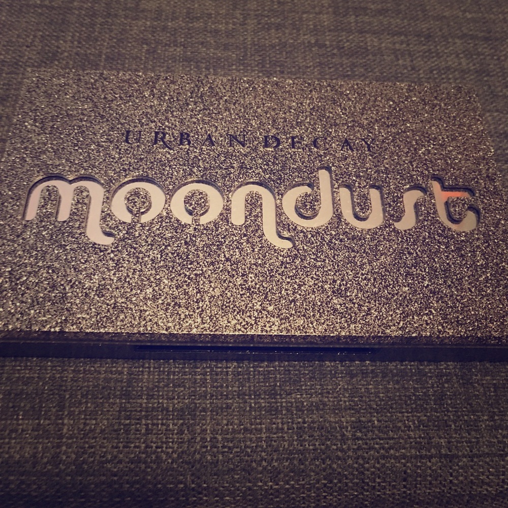 Urban Decay Moondust