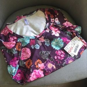 Small lularoe classic t