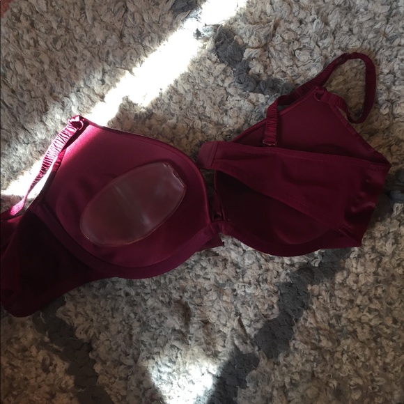 Aerie Bra embellished with rhinestones and a bow - Picture 6 of 6