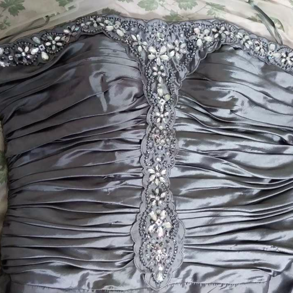 Grey Prom Dress, Never Worn Prom