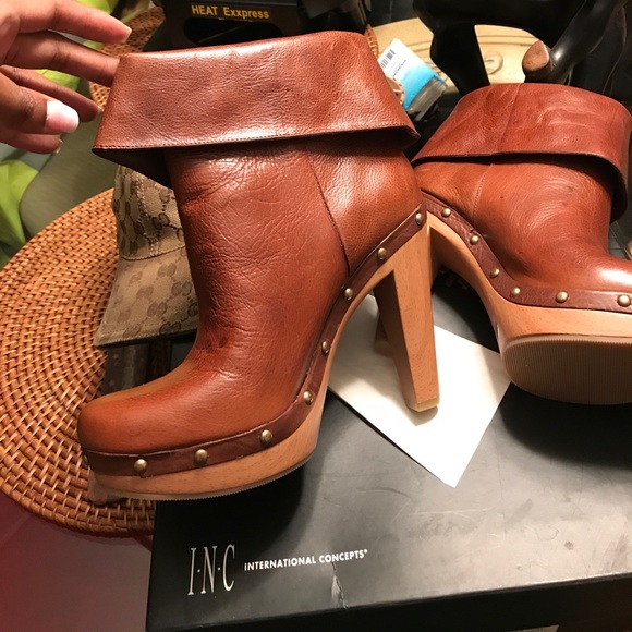 Boots - Picture 2 of 3