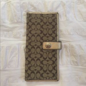 Coach Checkbook Wallet