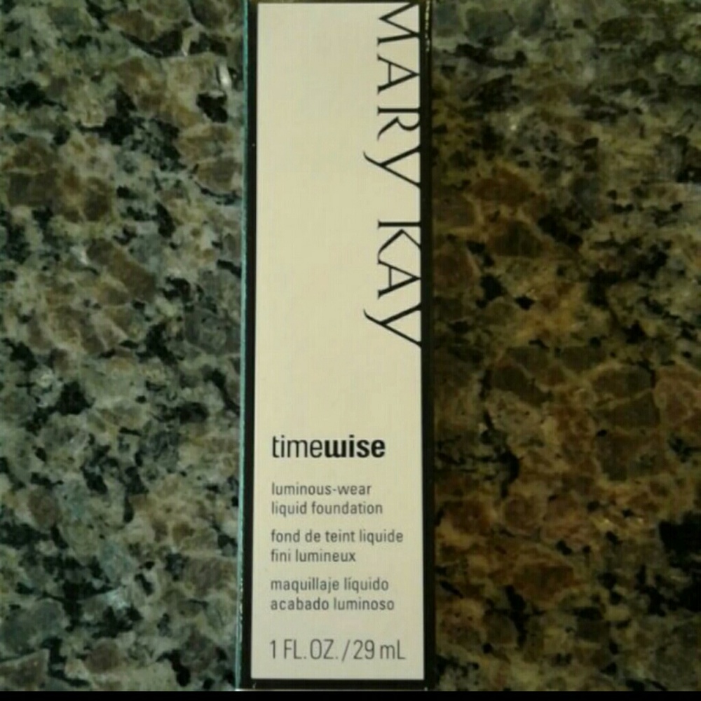 New Mary Kay Timewise Liquid Foundation