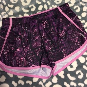 REEBOK speed wick workout shorts, size XL