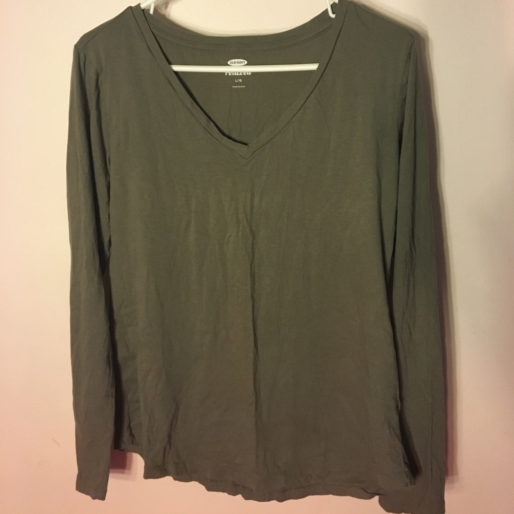 Long sleeve Old Navy Tee.