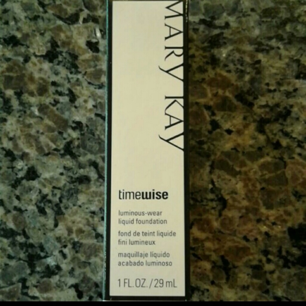 New Mary Kay Timewise Liquid Foundation
