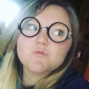 Meet your Posher, Bailey