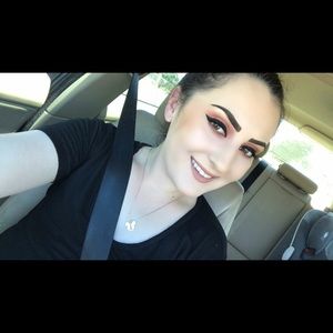 Meet your Posher, Alondra