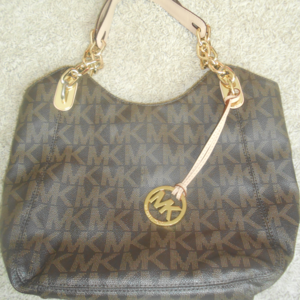 Medium MICHAEL KORS Purse ~ EUC