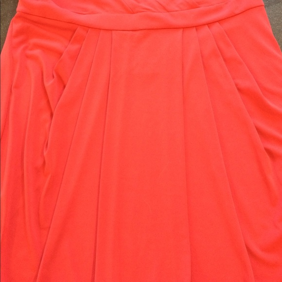 Lovely Red sheath dress - Picture 4 of 5