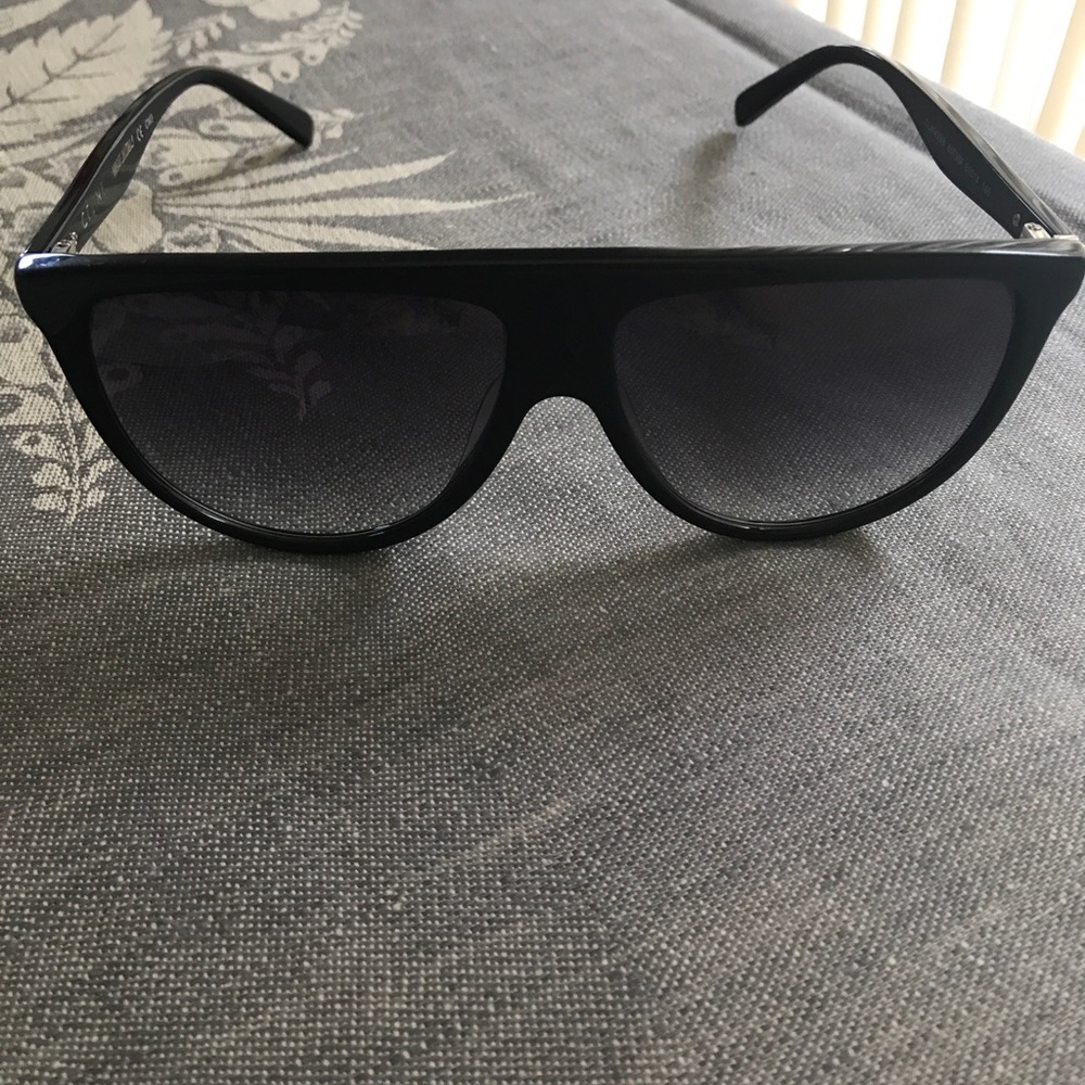 New Celine Thin Shadow Sunglasses in Black Grey - Picture 5 of 8