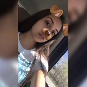 Meet your Posher, Perla