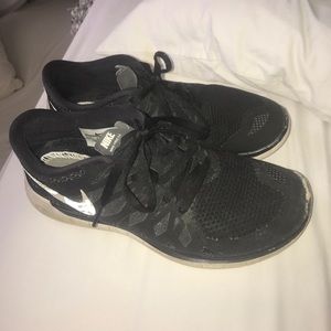 black Nike Free shoes