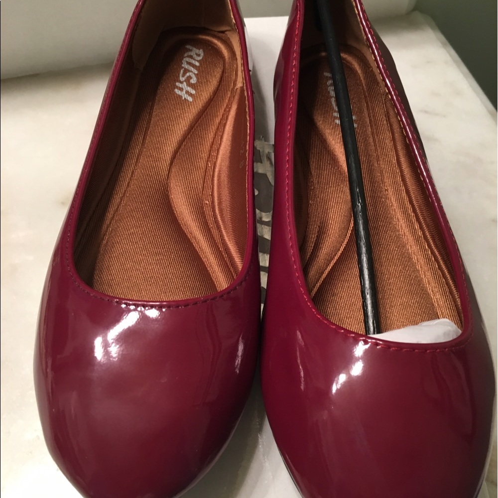 Rush burgundy flats, size 8