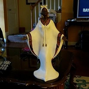 Meet your Posher, Rona