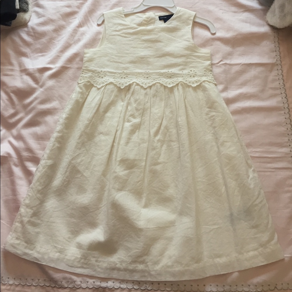 Baby gap white dress size 5