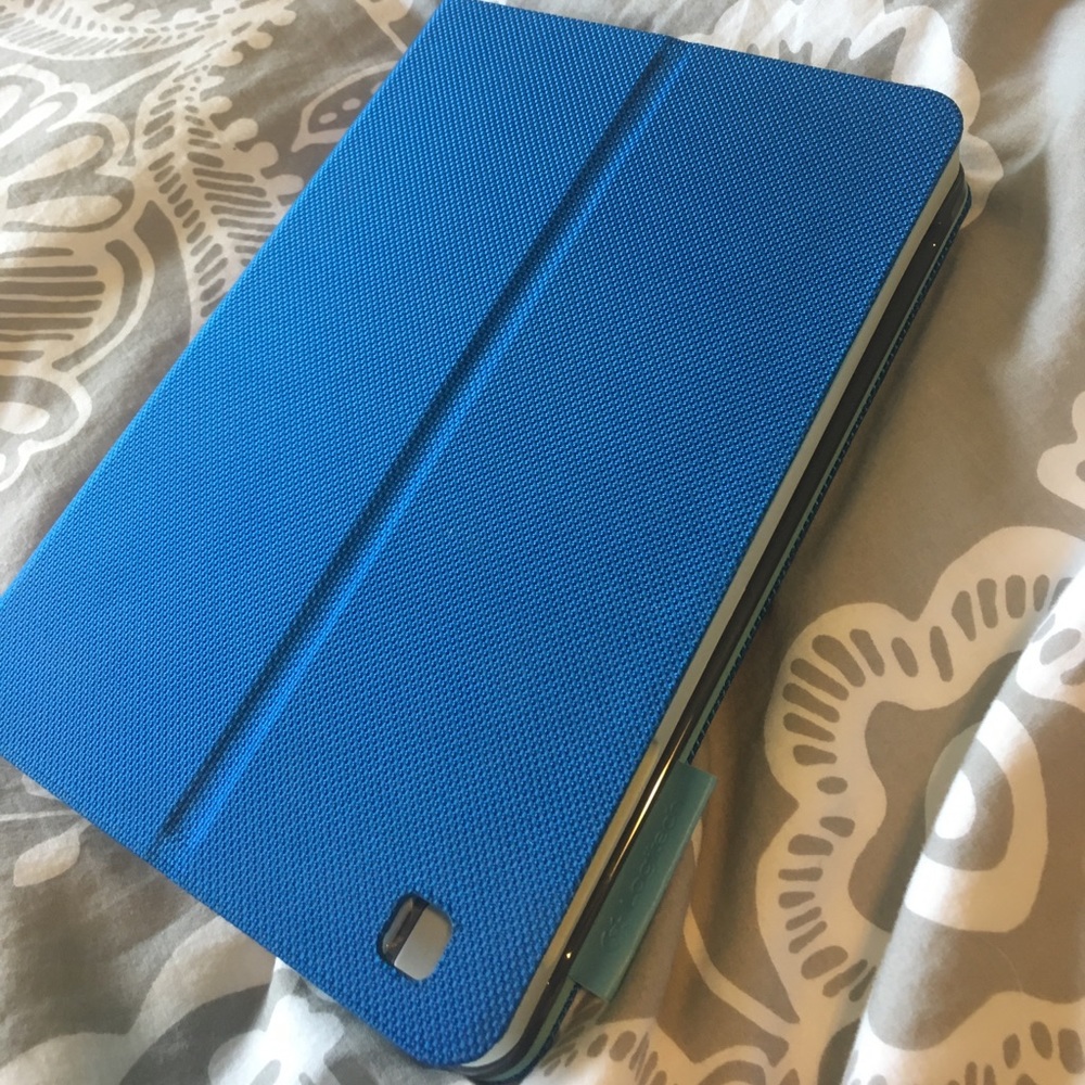 Mini Ipad Key Board - Picture 3 of 4