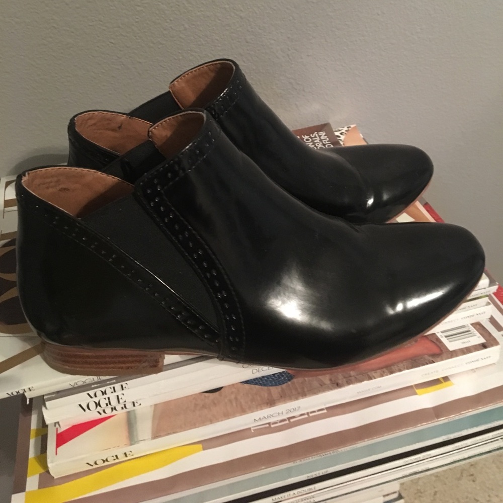 French booties 🌑