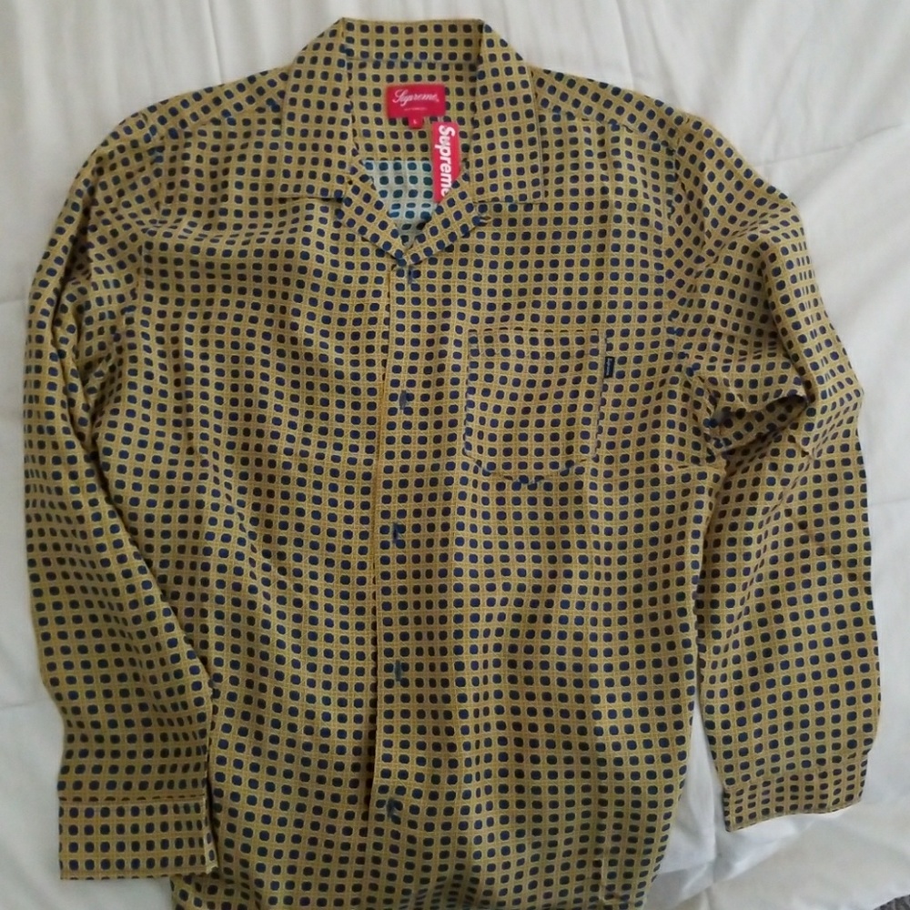 Supreme silk shirts (authentic)