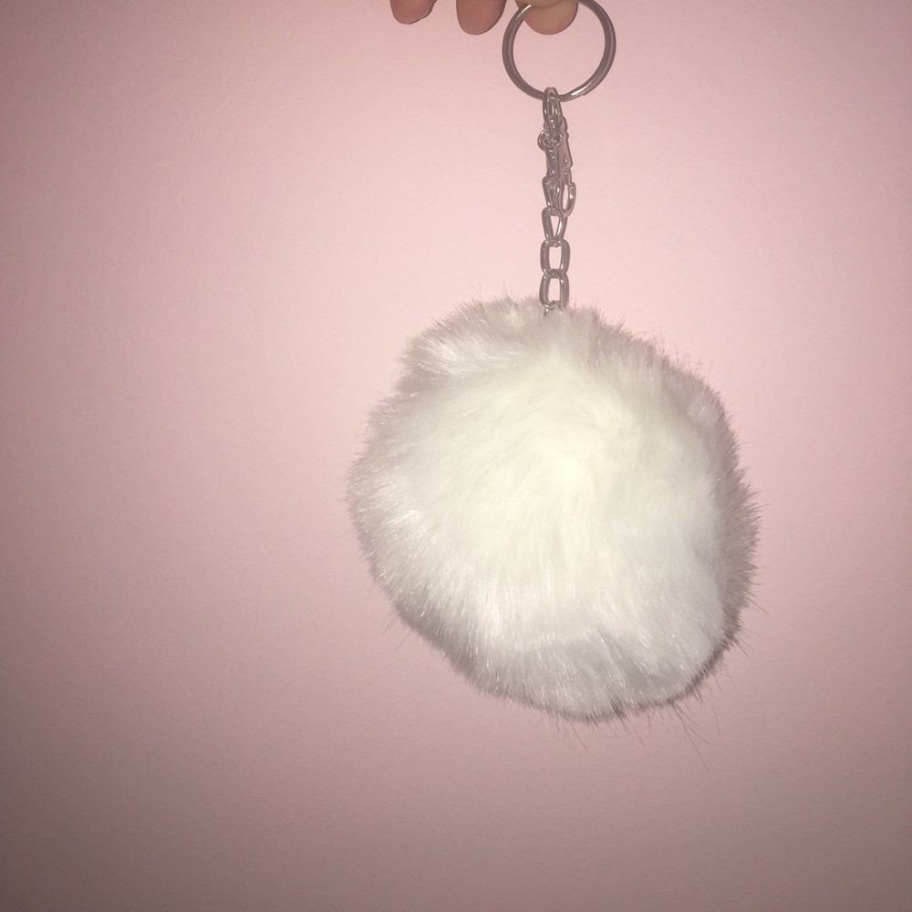 white fluff ball