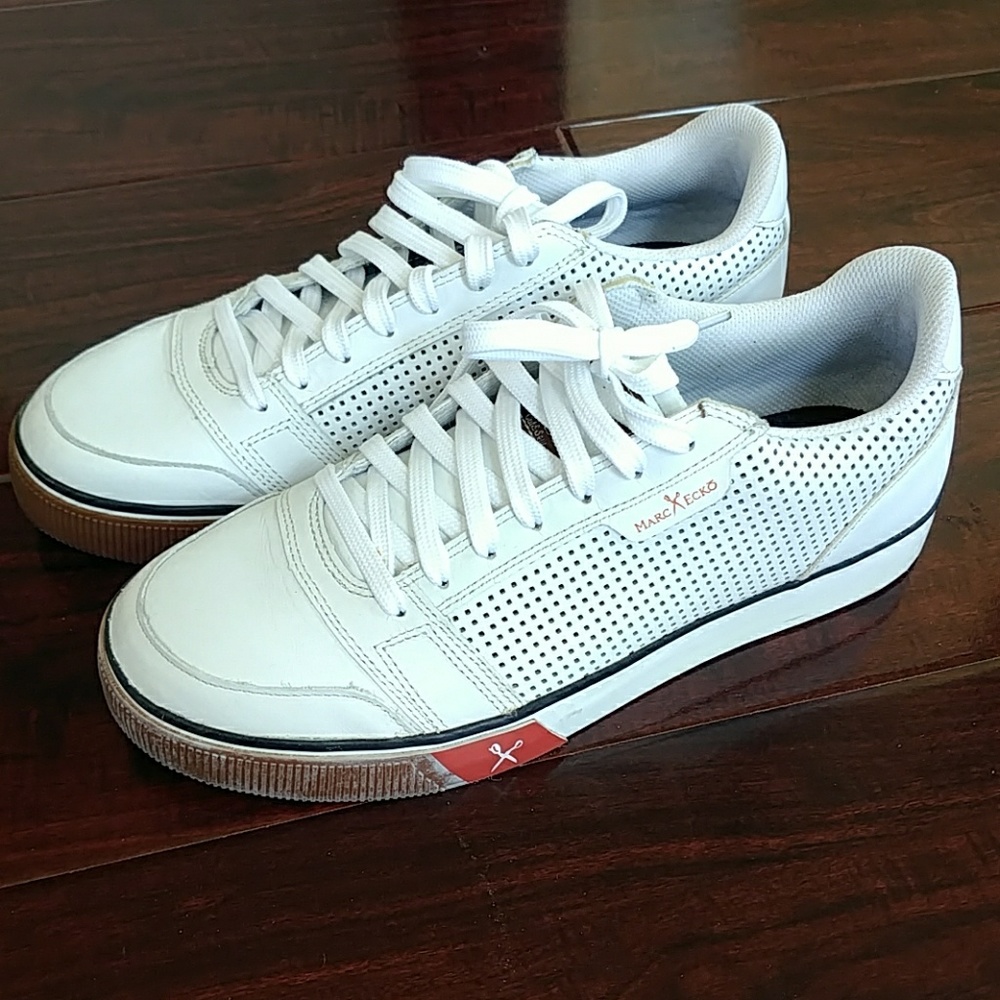 Marc echo bristle Danube