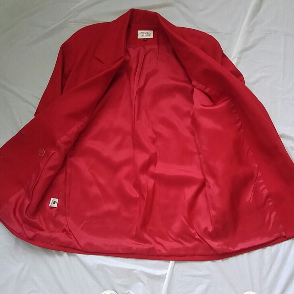 Coat - Picture 8 of 9