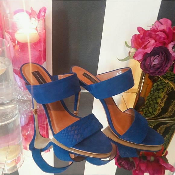 Cobalt blue sandals - Picture 1 of 3