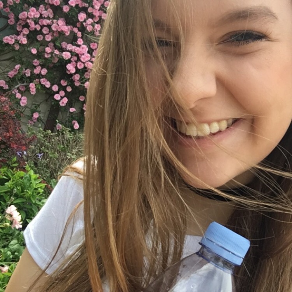 Meet your Posher, Raina