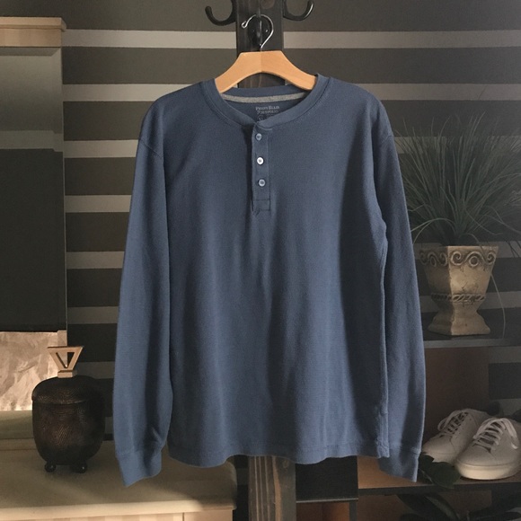 Perry Ellis Other - Perry Ellis Long-Sleeve Henley