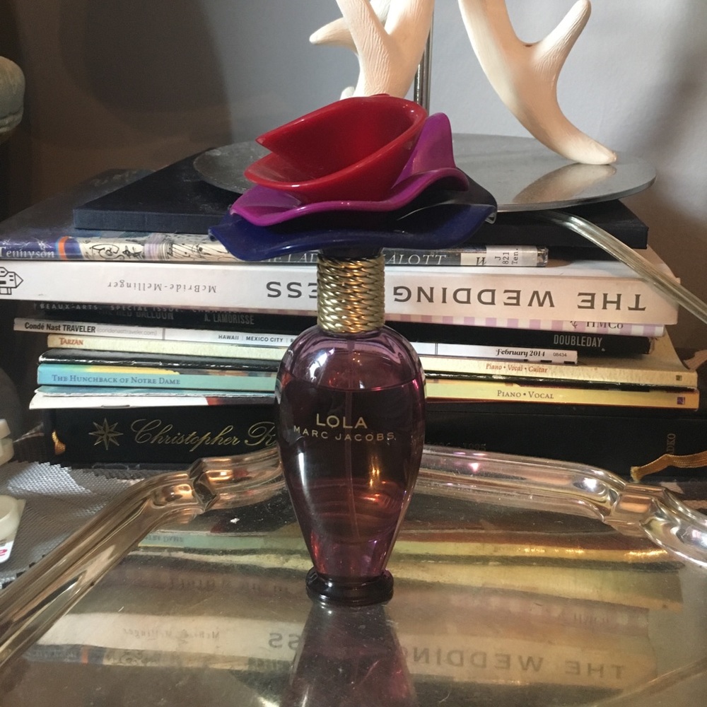 Marc Jacobs Lola Perfume