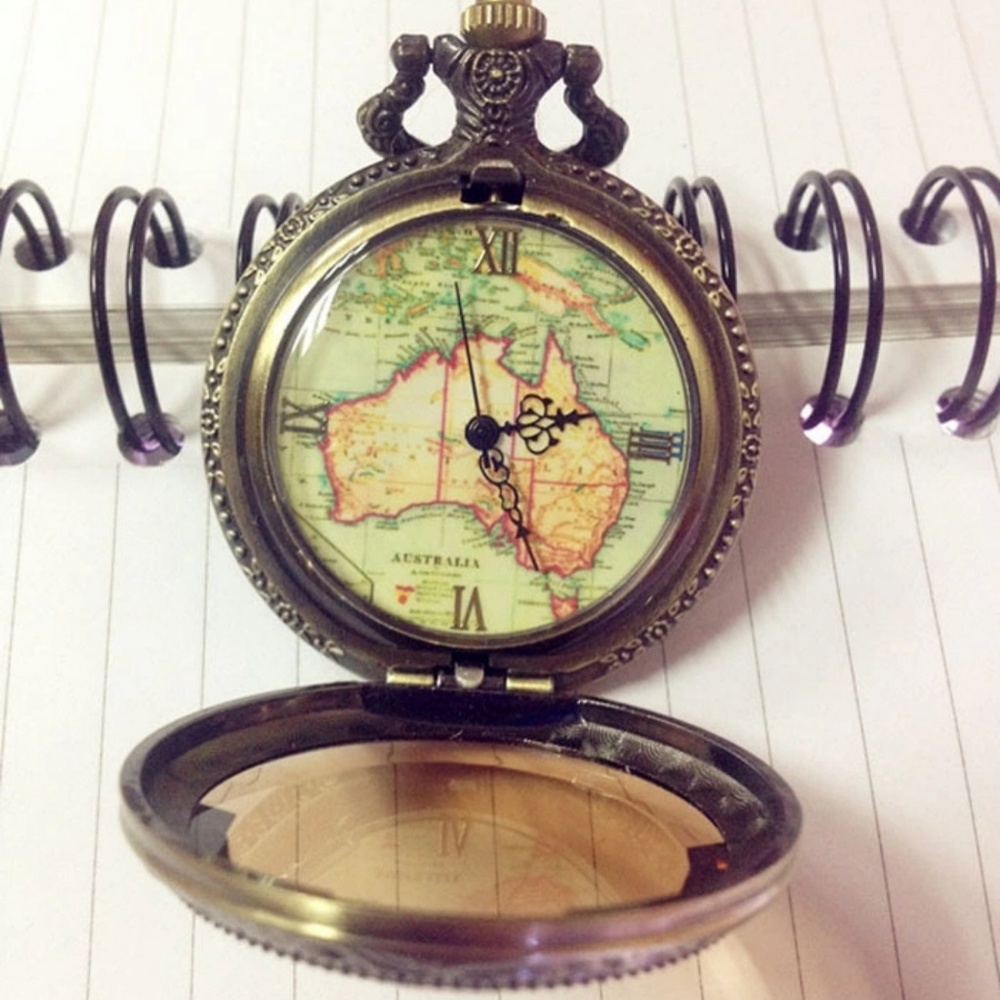 New-Australia Map Pocket Watch Necklace