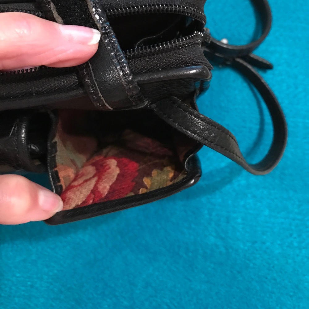 BRIGHTON CROSSBODY BAG - Picture 8 of 8