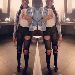 Meet your Posher, Shay