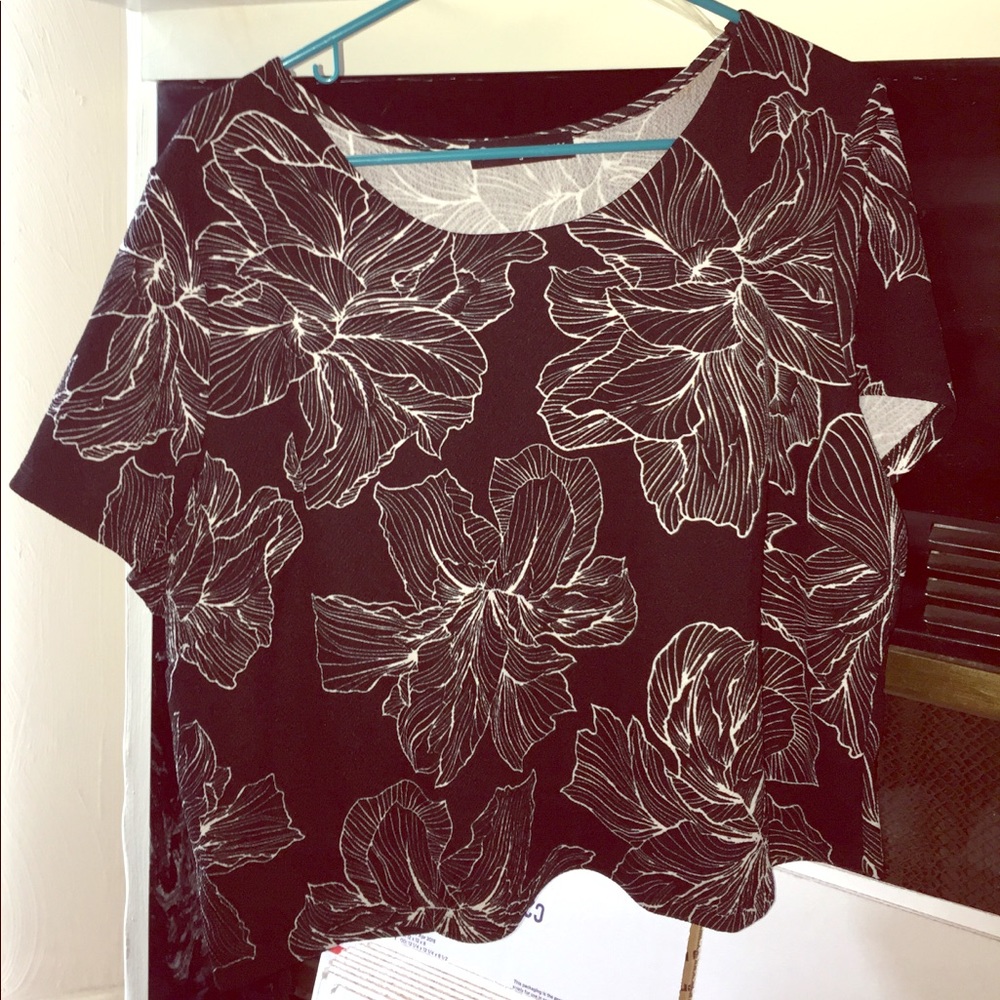 Black & White Crop Top