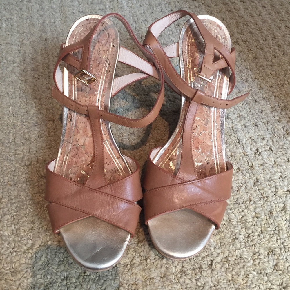 Tan Wedges