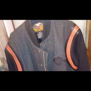 Men's large Harley Davidson jacket