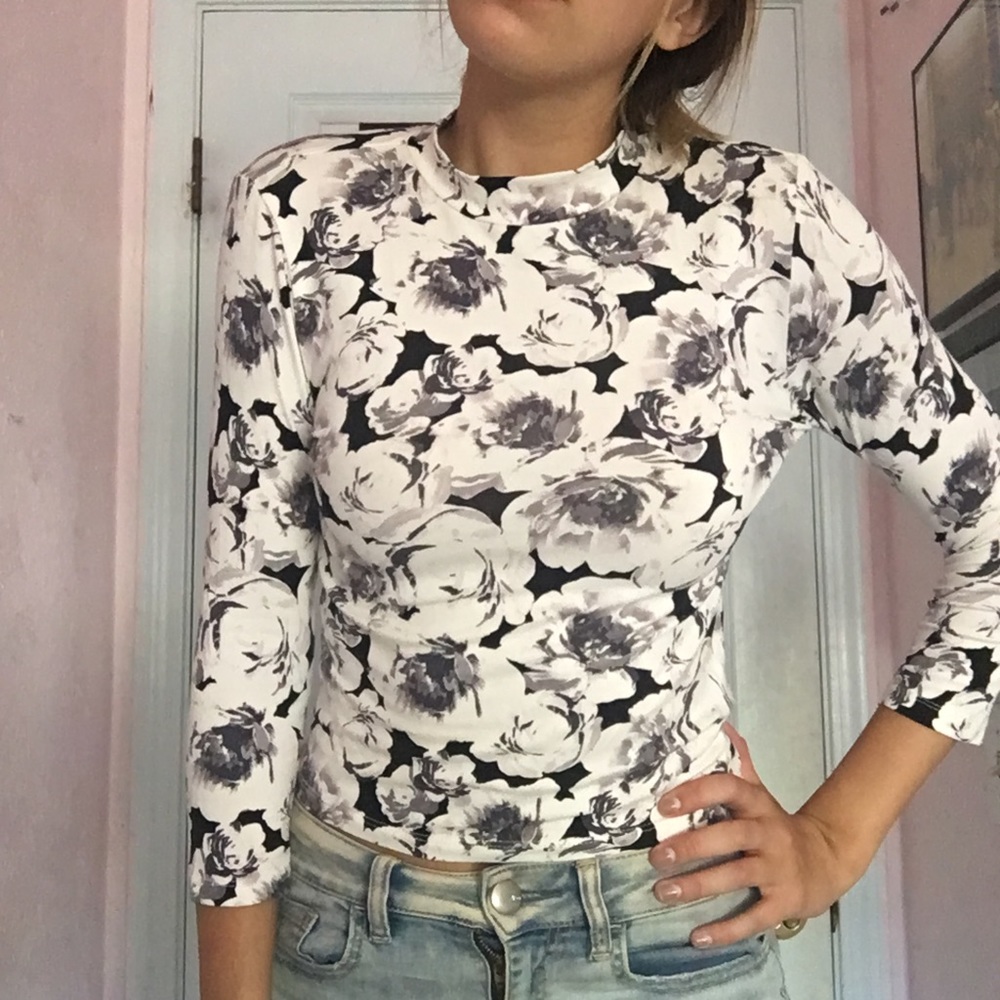 Floral Turtle Neck