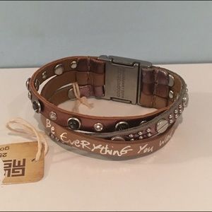 PRICE DROP🎉 NWT Goodworks Trio Leather Cuff